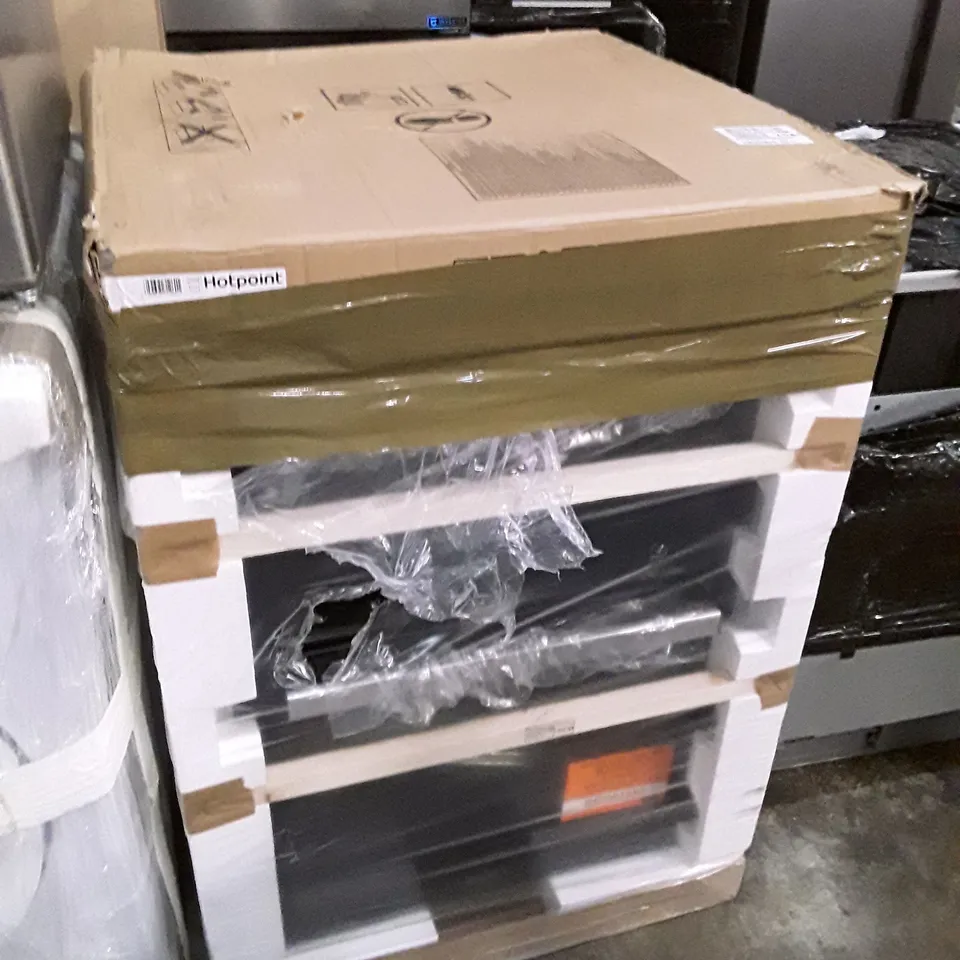 HISENSE HI6 MAX HDCEC5C10B 69/43L CERAMIC FREESTANDING 50CM ELECTRIC COOKER - BLACK