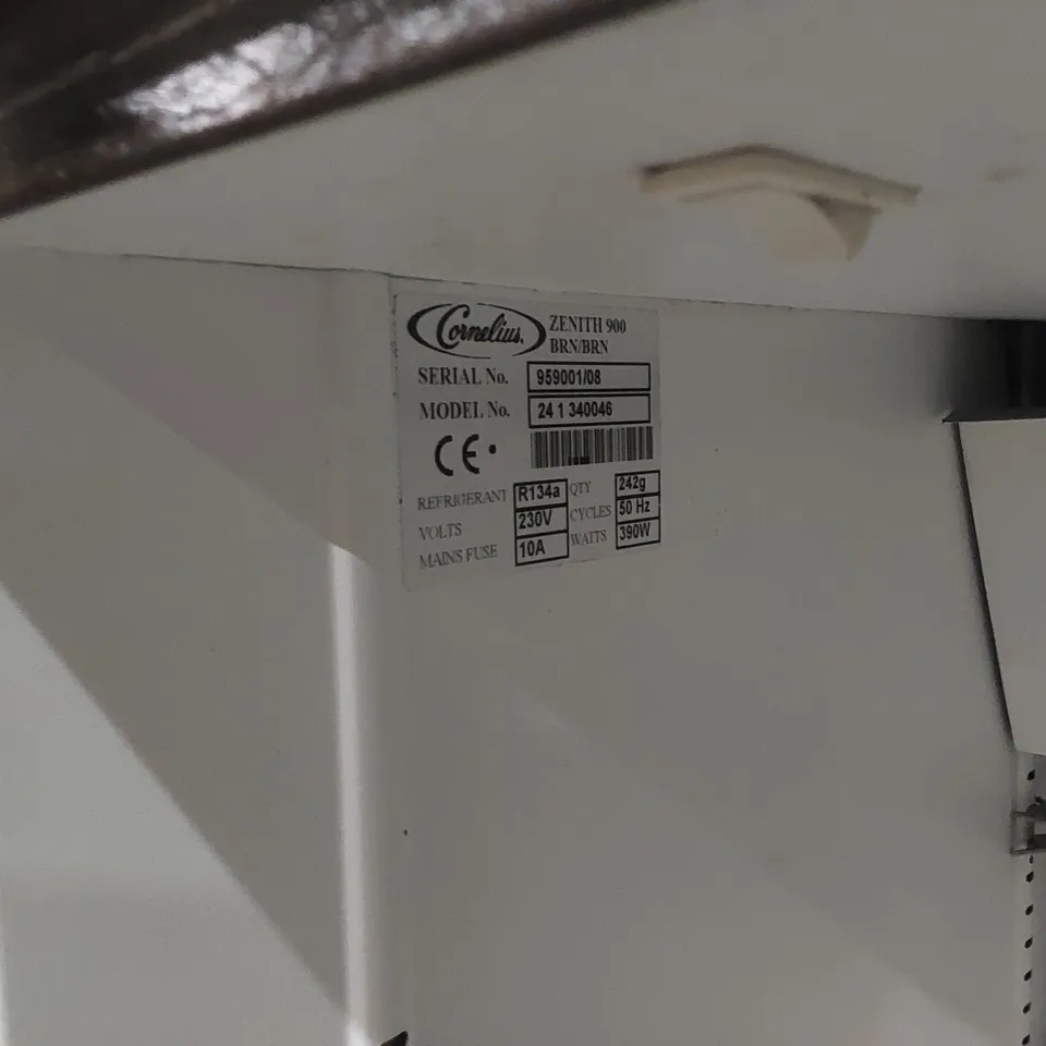 CORNELIUS COMMERCIAL DRINKS DISPLAY FRIDGE 
