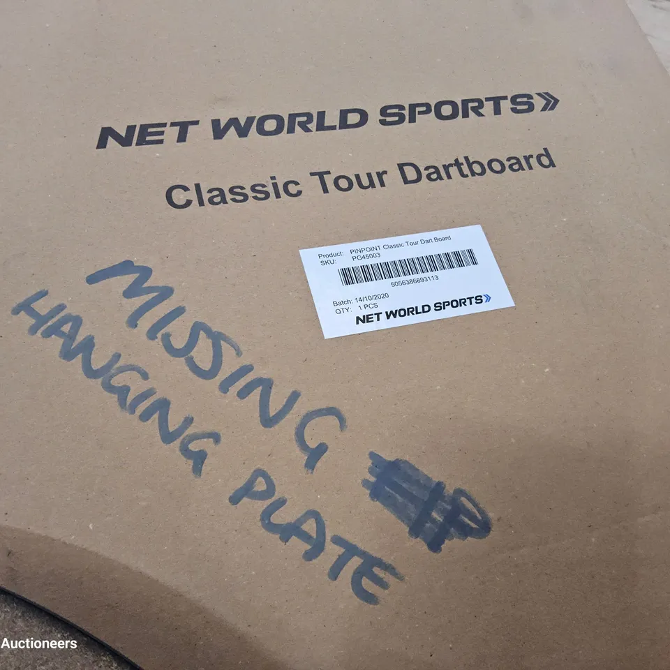 BOXED CLASSIC TOUR PINPOINT DARTBOARD .