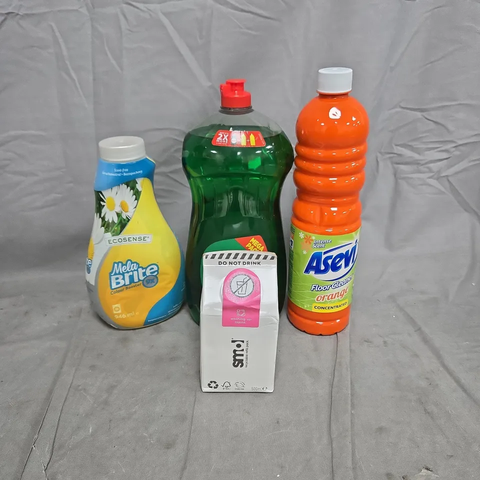 APPROXIMATELY 12 ASSORTED HOUSEHOLD CLEANING ITEMS TO INCLUDE FAIRY, SMOL, MELA BRITE, ASEVI ETC