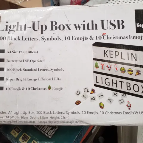 BOXED KEPLIN LIGHT-UP BOX WITH USB 