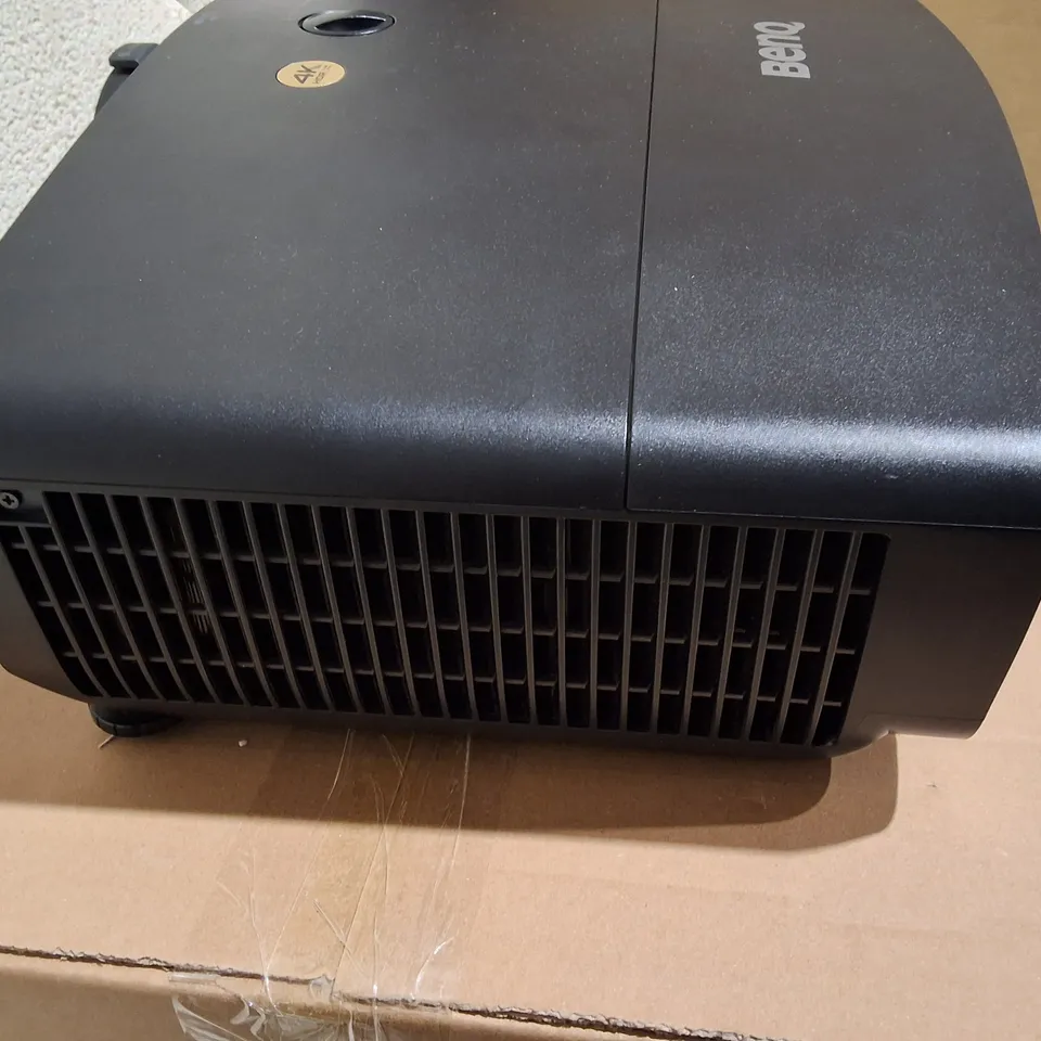 BENQ W5700 4K PROJECTOR IN BLACK