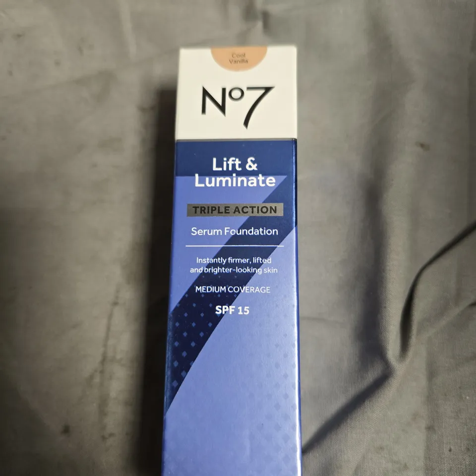 NO7 LIFT & LUMINATE SERUM FOUNDATION – MEDIUM COVERAGE, SPF 15, 30 ML