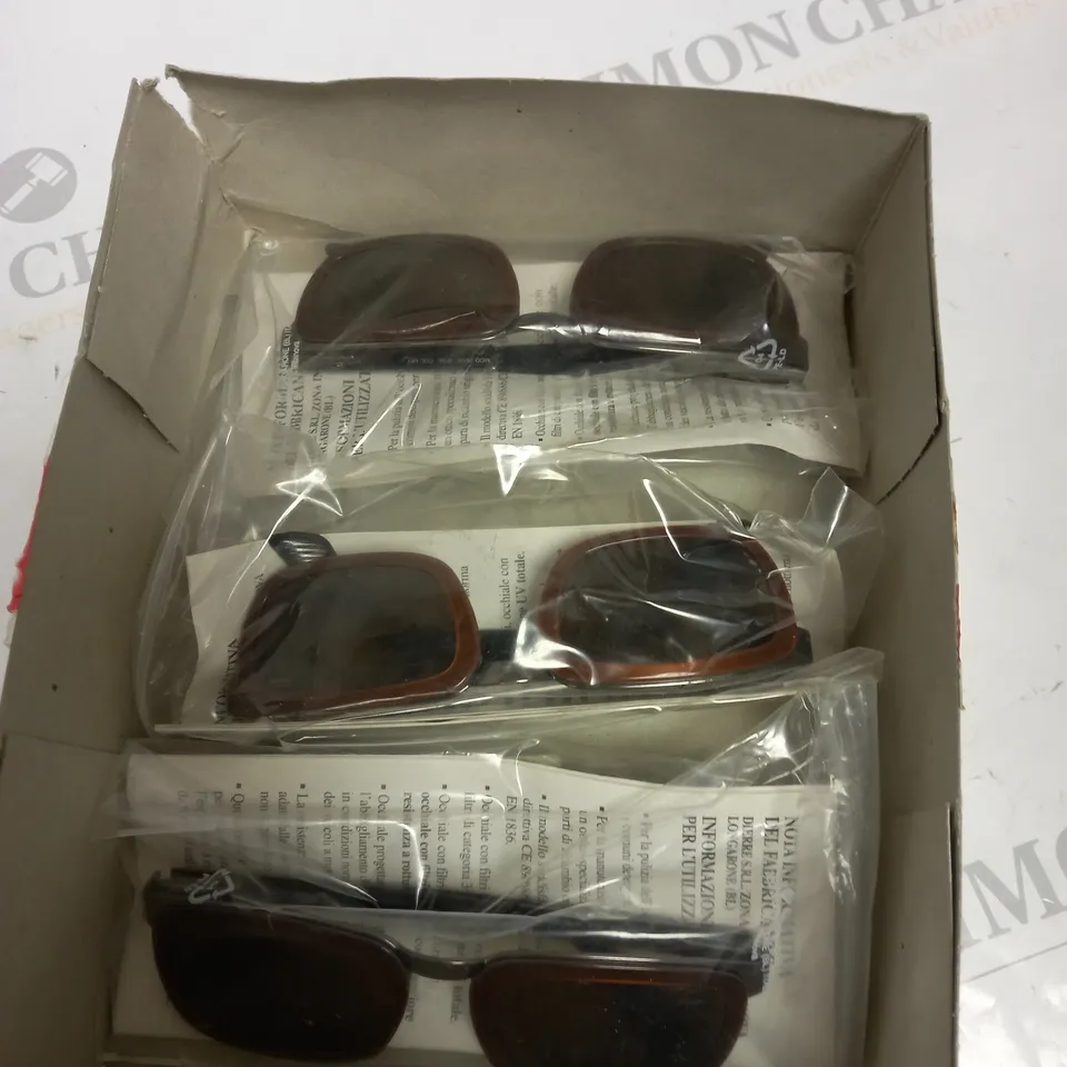 BOX OF APPROX 4 PAIRS OF VOGART 2413I SUNGLASSES