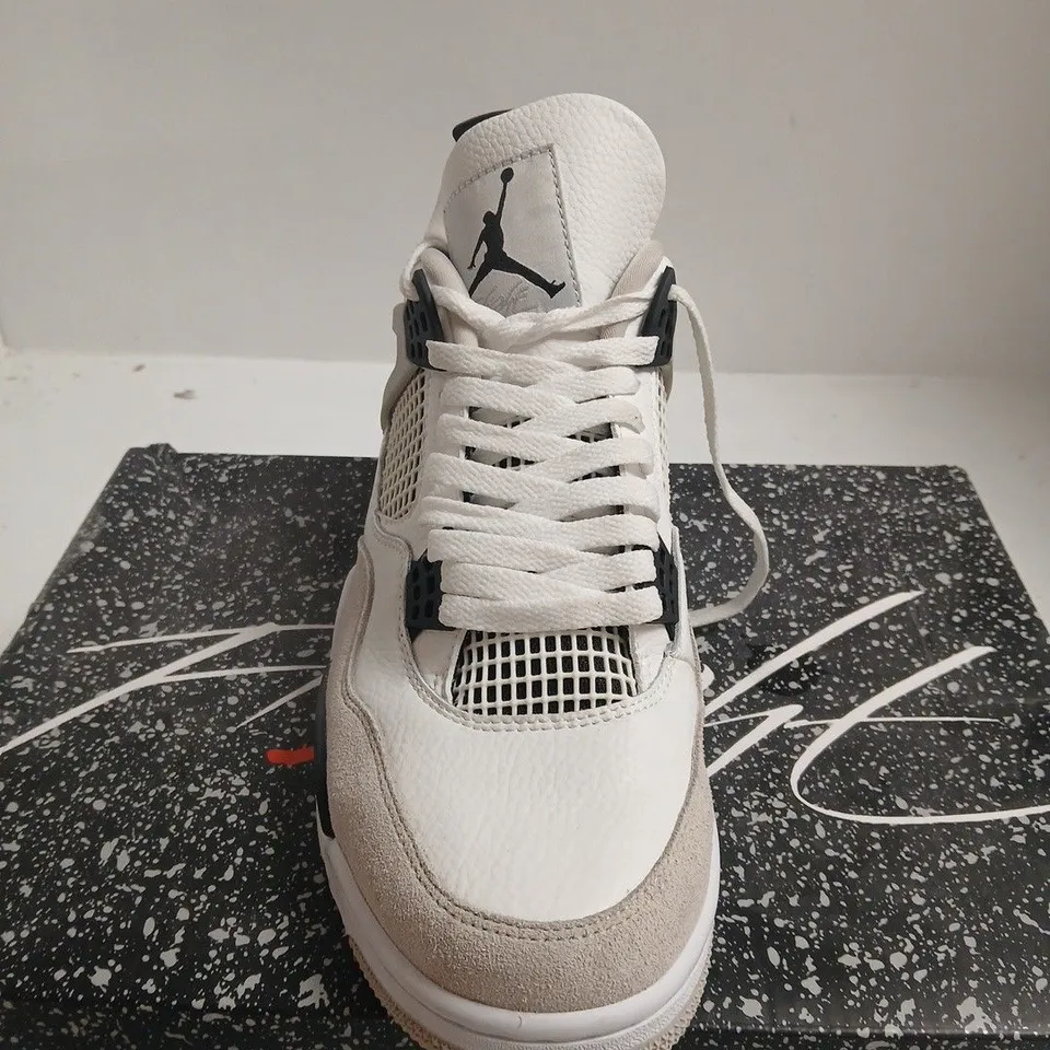 BOXED PAIR OF AIR JORDAN 4 RETRO SNEAKERS – UK 8.5