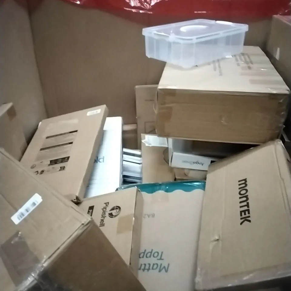 PALLET OF HOUSEHOLD ITEMS TO INCLUDE TURNTABLE SYSTEM, JUICER,KITCHEN FAUCET, SCOOTER AND OTHER ASSORTED ITEMS...