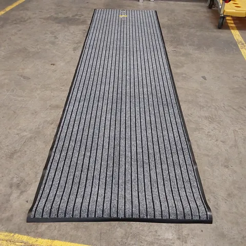 KIRIN LONG NON-SLIP INDOOR/OUTDOOR DOOR MAT // 290 X 80CM