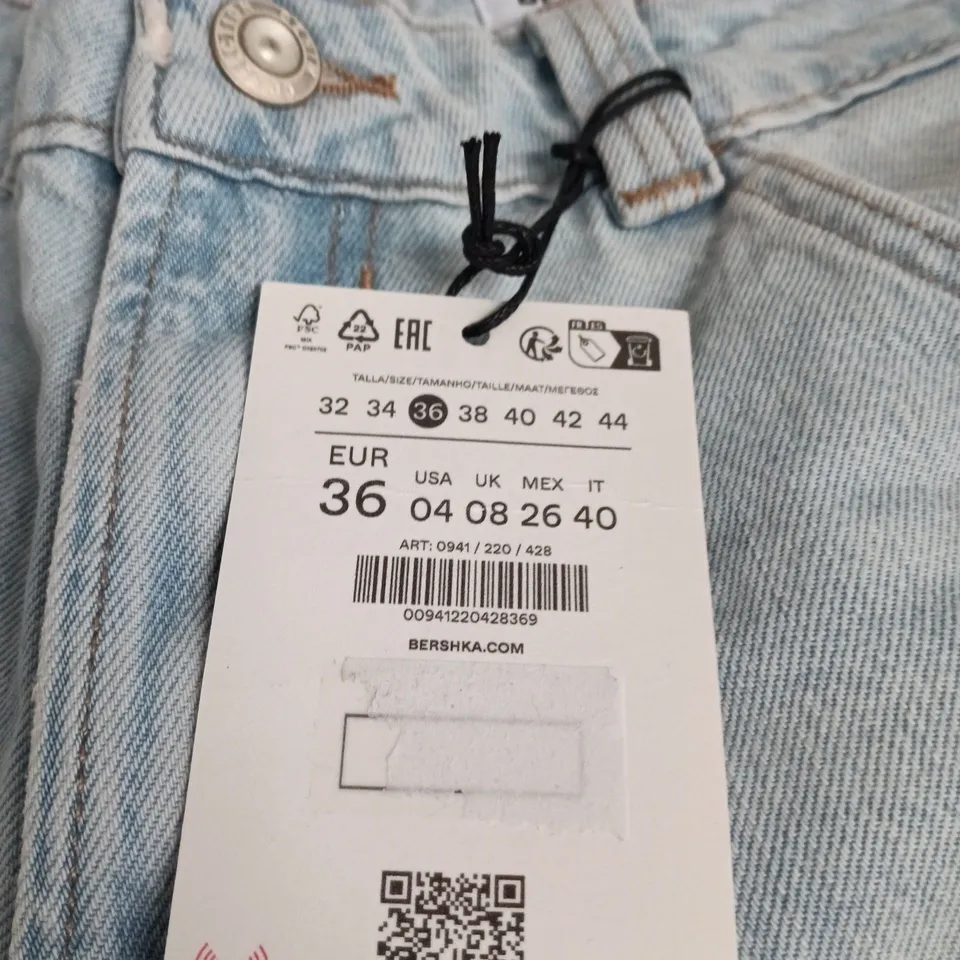 BERSHKA WOMEN’S DENIM SHORTS – LIGHT WASH, UK 8 (EU 36)