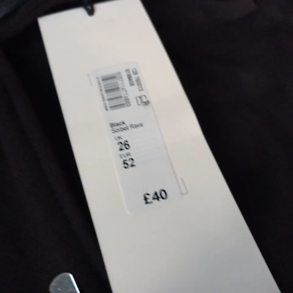 RIVER ISLAND PLUS BLACK TROUSERS - UK 26