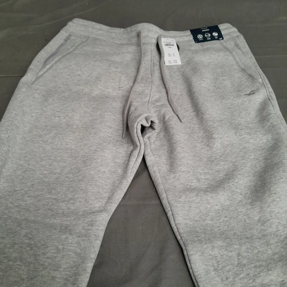 HOLLISTER LIGHT GREY JOGGERS - LARGE