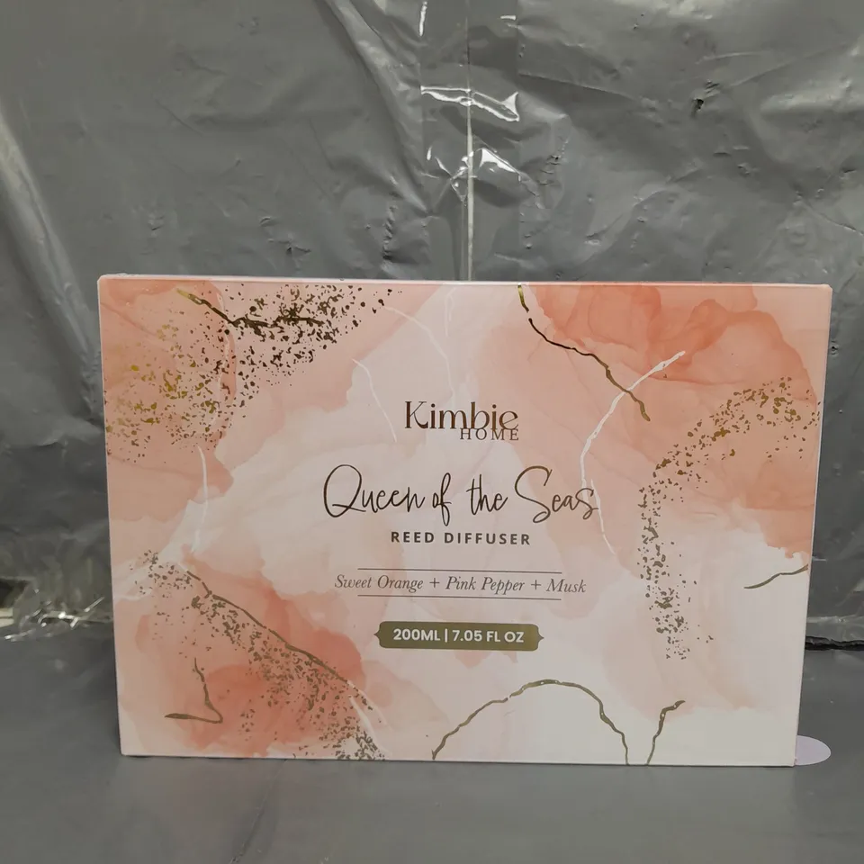 BOXED AND SEALED QUEEN OF THE SEA REED DIFFUSER - SWEET ORANGE , PINK PEPPER , MUST - 200ML - 7.05 FL OZ 