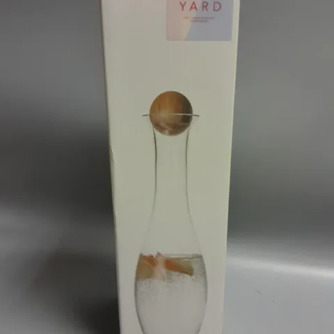 BOXED GLASS YARD TALL GLASS VASE