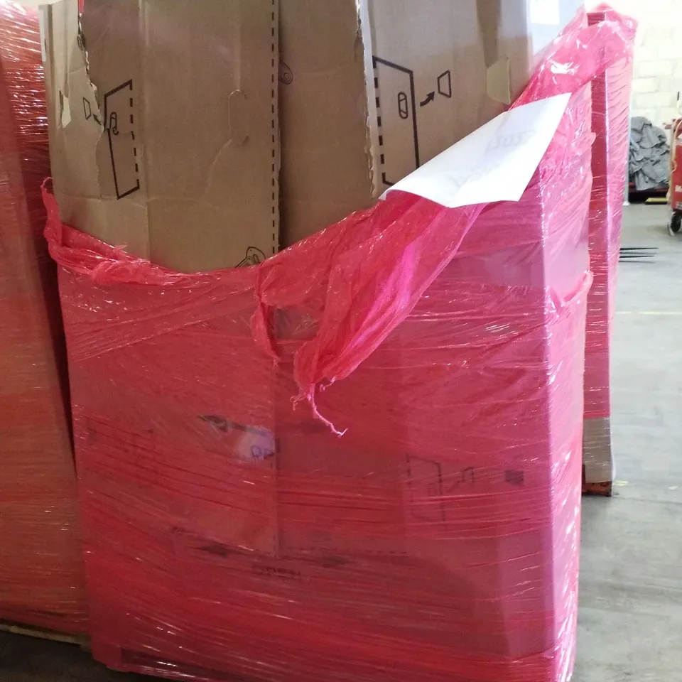 PALLET CONTAINING ASSORTED PRODUCTS INCLUDING AUDIO TURNTABLE, TOILET SEAT, HEATED THROW & COSMETIC CASE