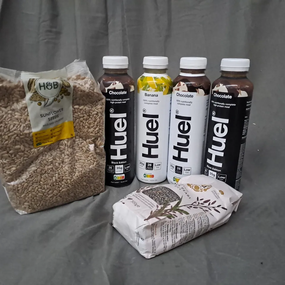 APPROXIMATELY 6 ASSORTED FOOD AND BEVERAGE PRODUCTS TO INCLUDE HUEL NUTRITION DRINK, SUNFLOWER SEEDS, ORGANIC BLACK PEARL RICE