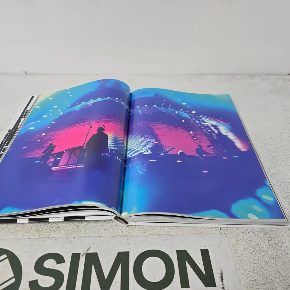 OASIS LIVE ’25 – EXCLUSIVE PHOTOGRAPHY BY SIMON EMMETT