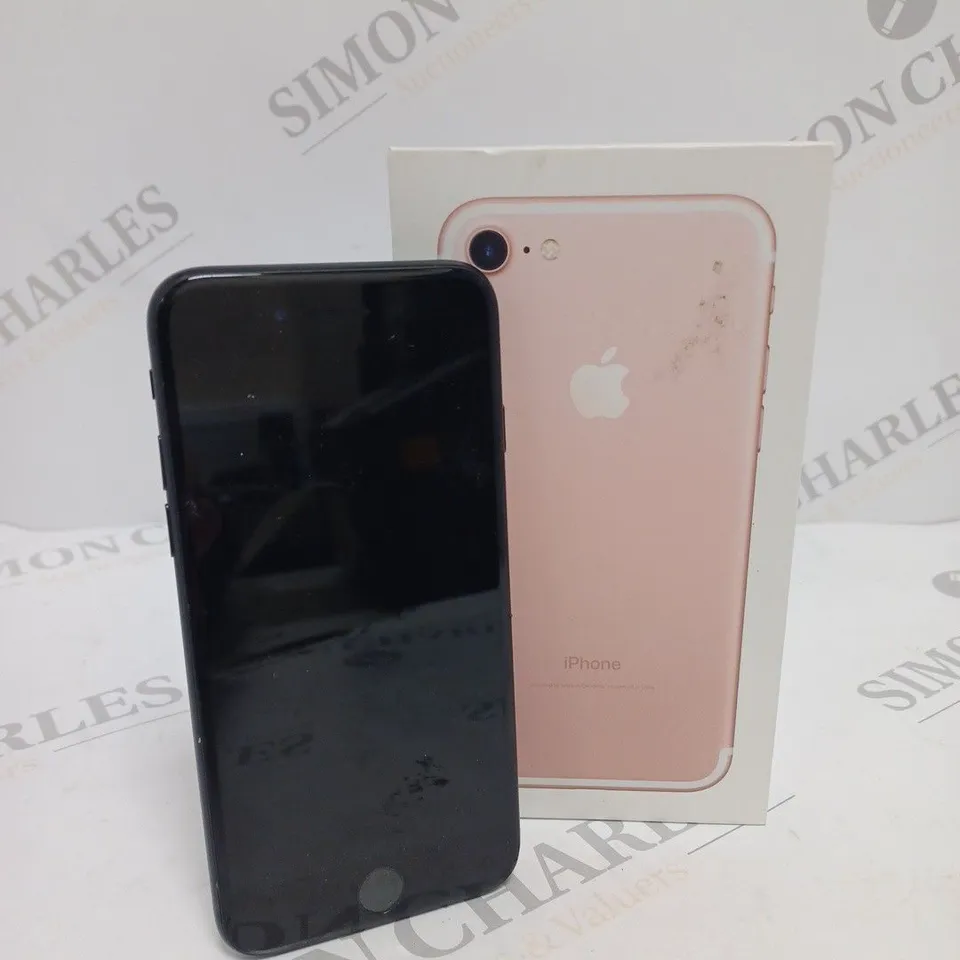 APPLE IPHONE 7 (A1778) SMARTPHONE