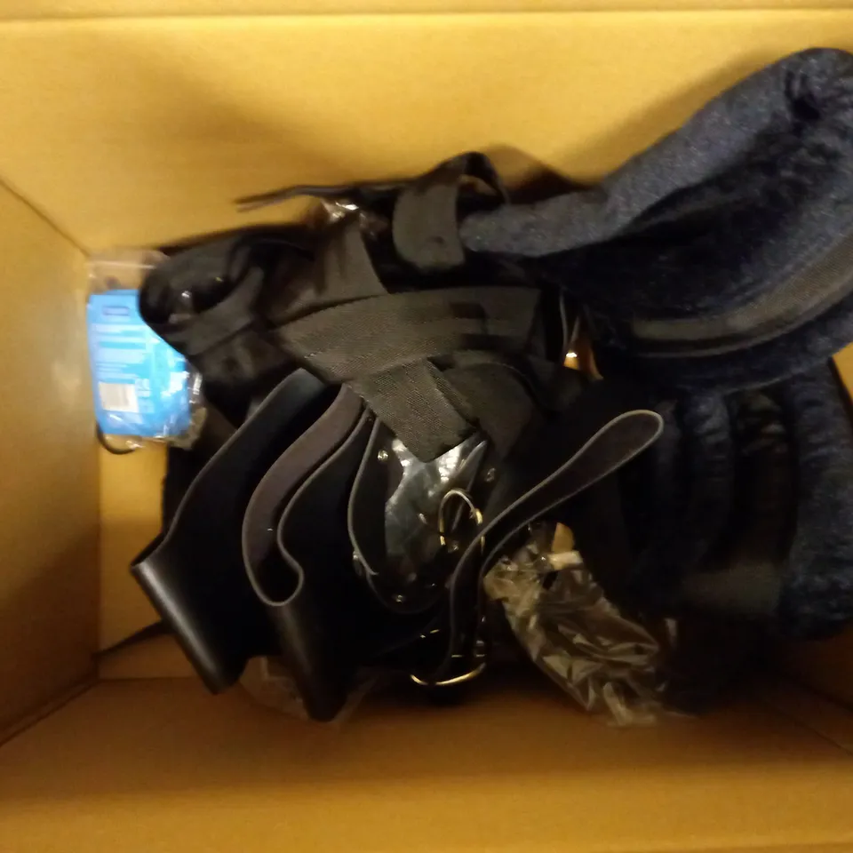 LOT OF APPROXIMATELY 18 BONDAGE ACCESSORIES