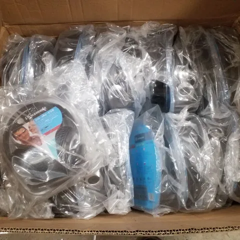 PALLET CONTAINING LARGE QUANTITY OF HEADSETS