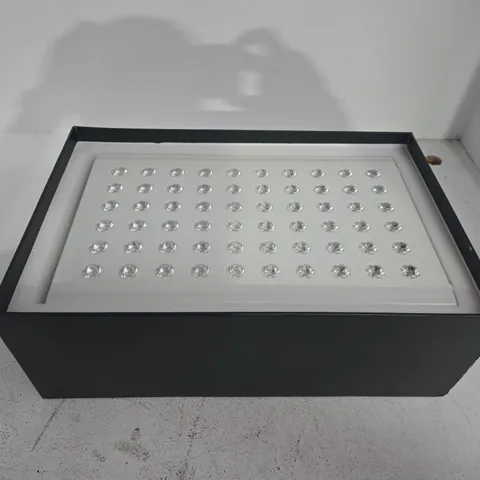 BEAULUXE LED RED LIGHT THERAPY PANEL