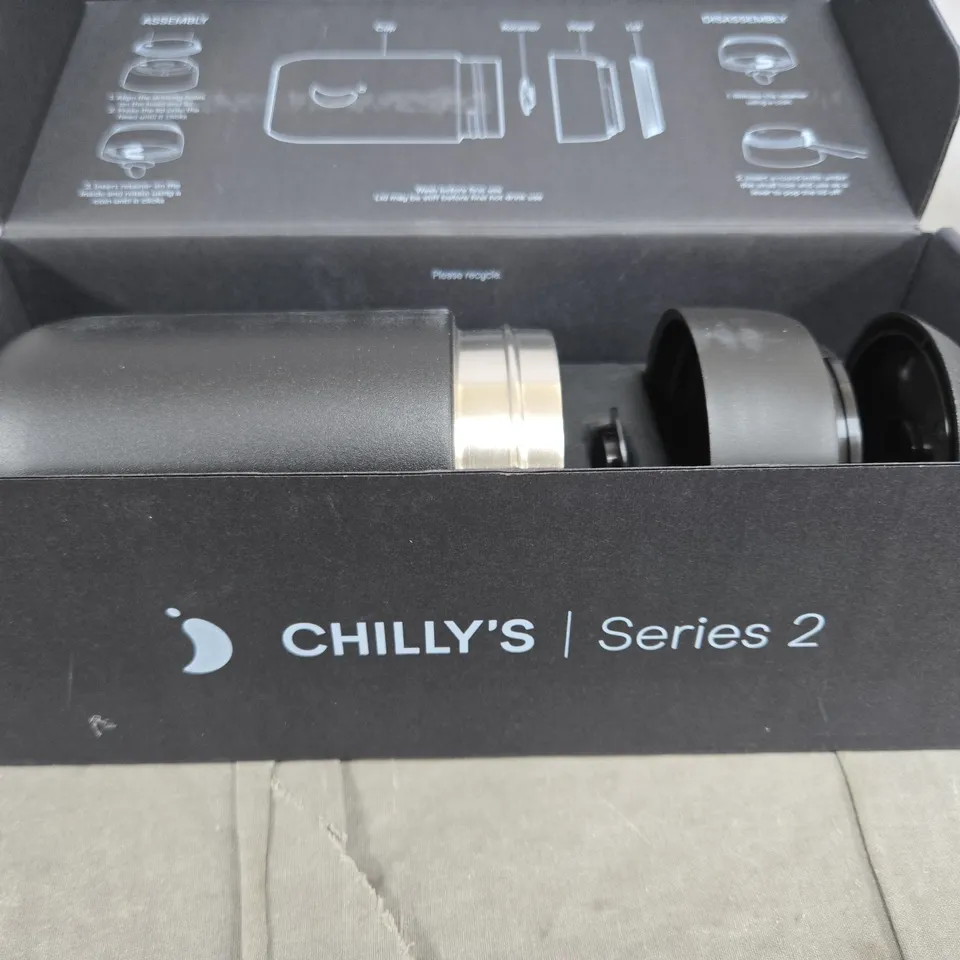 CHILLY'S SERIES 2 VACUUM INSULATED BOTTLE – BLACK