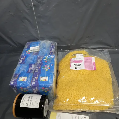 APPROXIMATELY 10 ASSORTED HOUSEHOLD ITEMS TOO INCLUDE CANDLES , LIGHTS , ETC