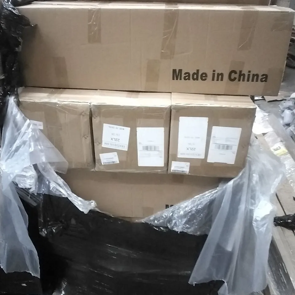 PALLET CONTAINING A LARGE QUANTITY OF SHOWER CURATIN RODS ETC