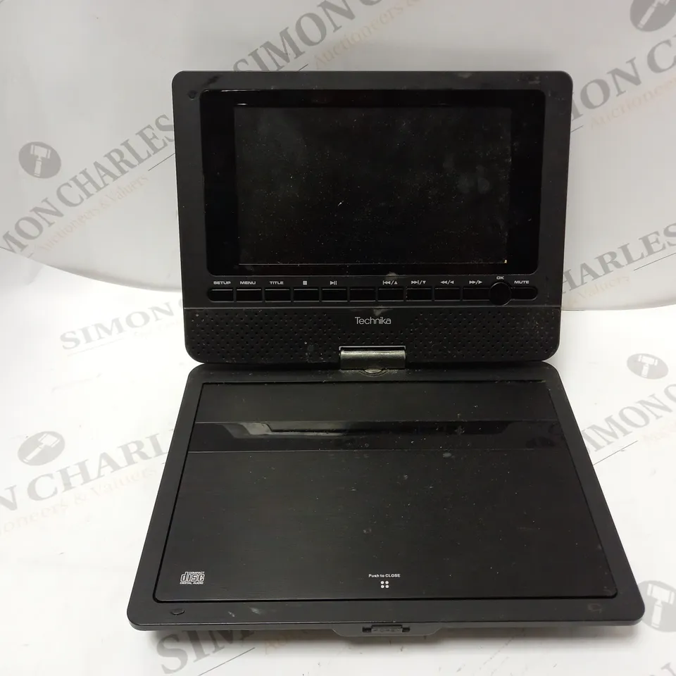 TECHNIKA 7" PORTABLE DVD PLAYER