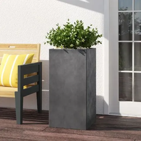 BOXED IDEALIST CONTEMPORARY LIGHT CONCRETE