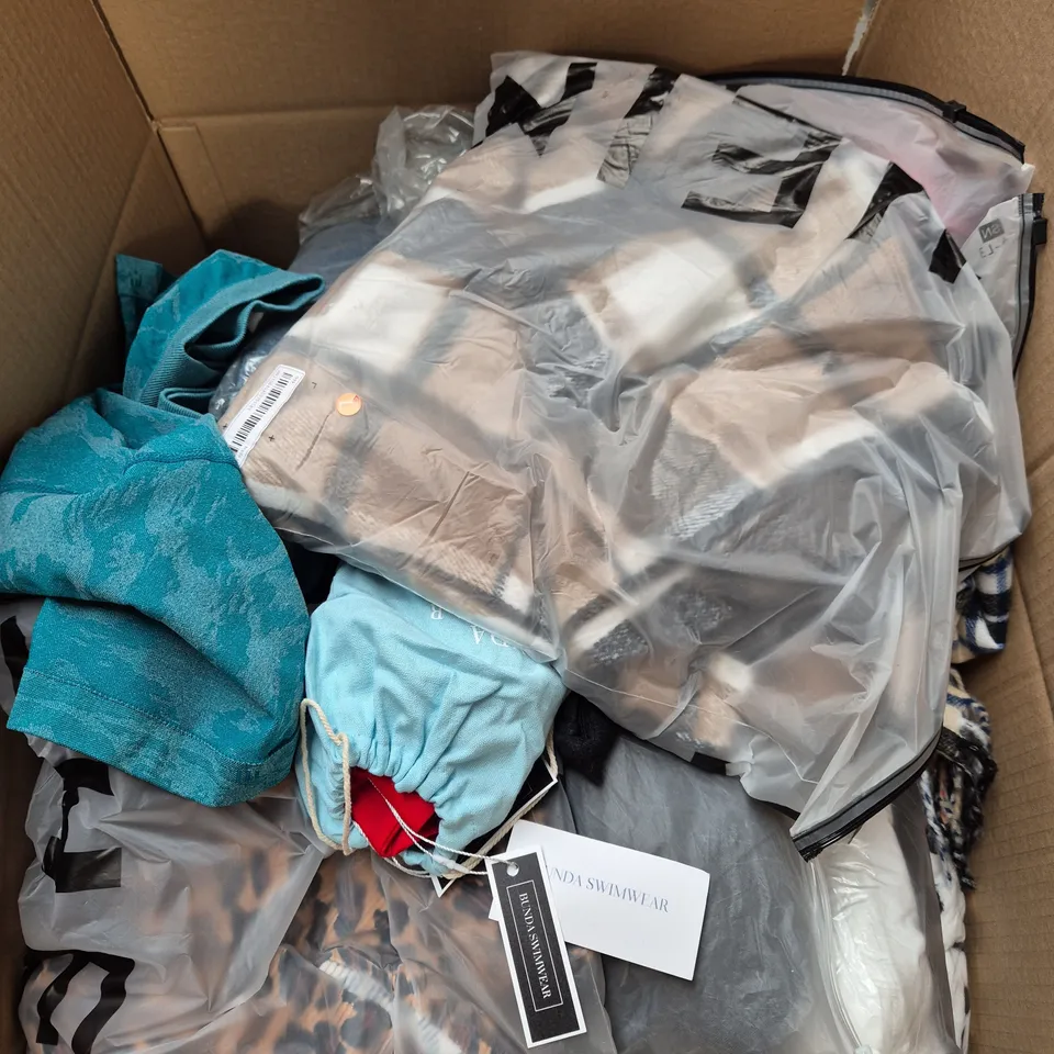 LARGE BOX OF ASSORTED CLOTHING ITEMS IN VARIOUS SIZES, STYLES AND COLOUR 