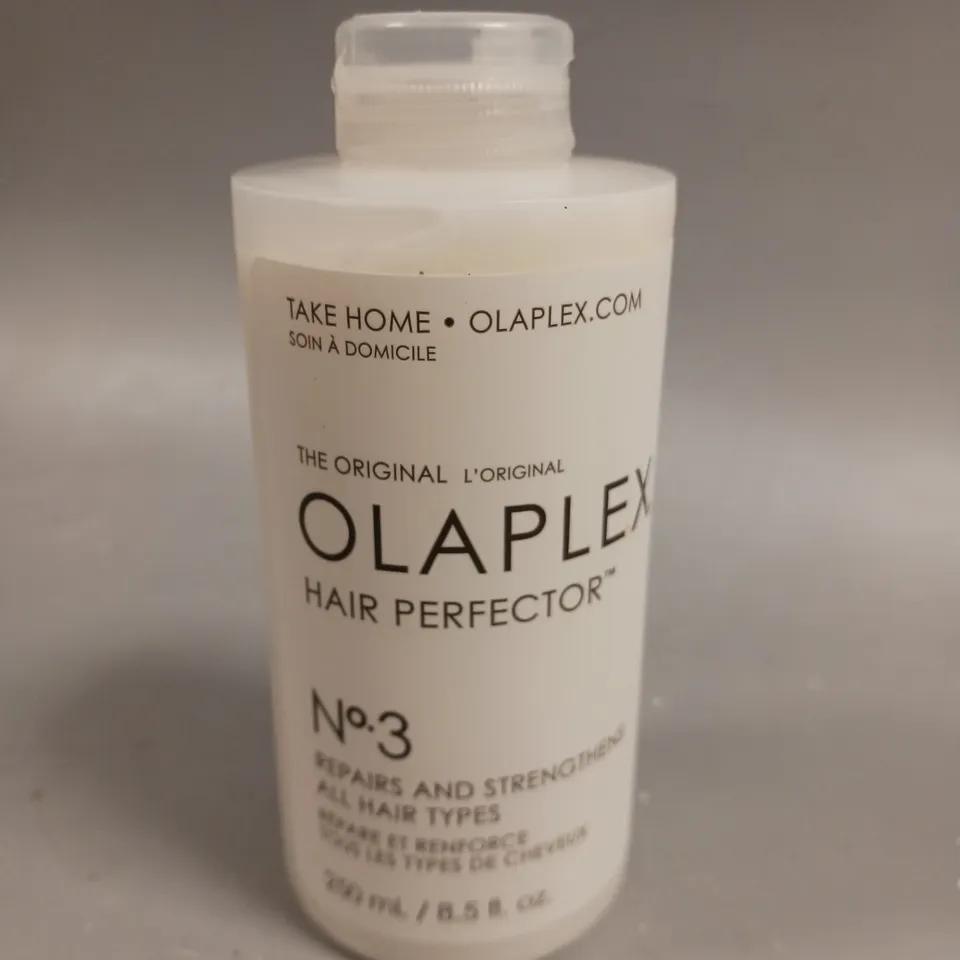 OLAPLEX NO3 HAIR PERFECTOR - 250ML 