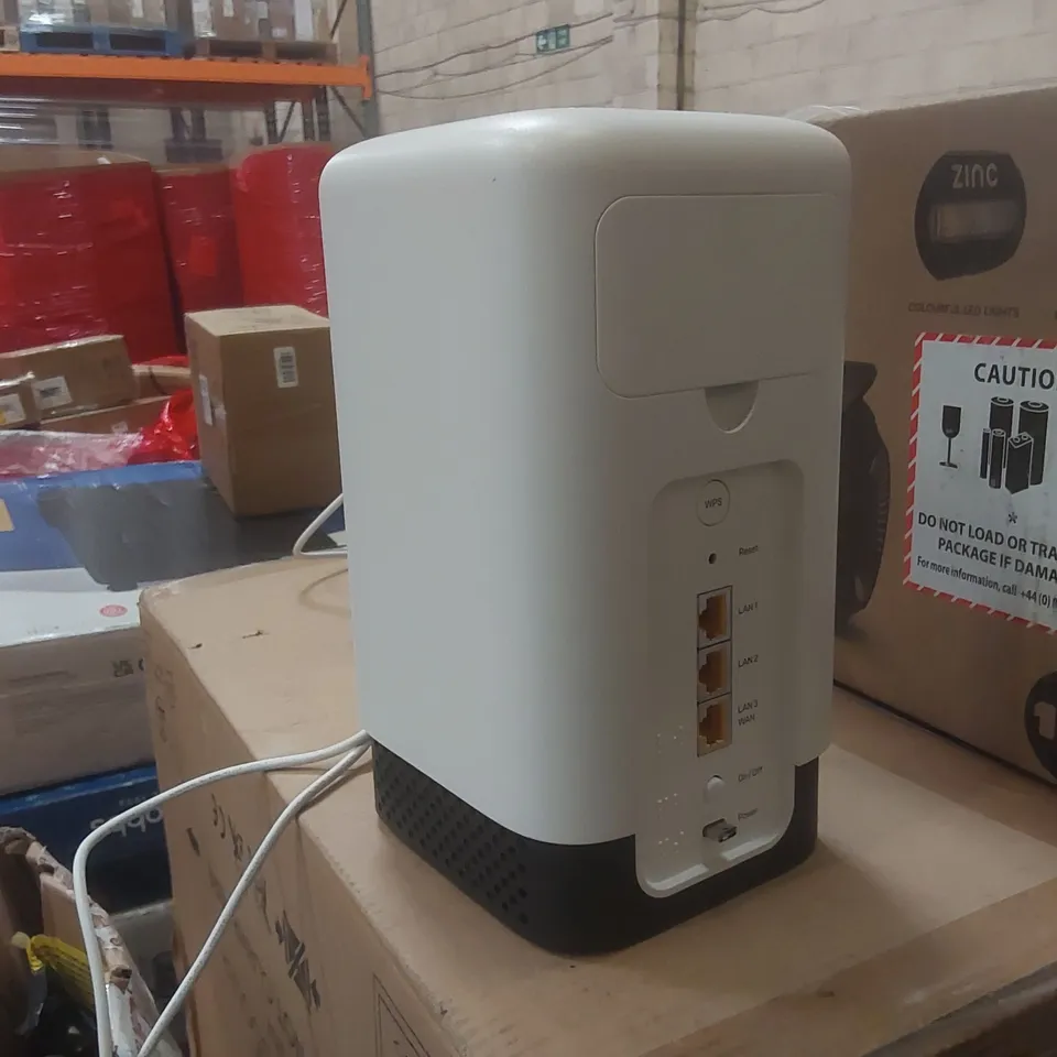 EE HH72C 5G SMART HUB