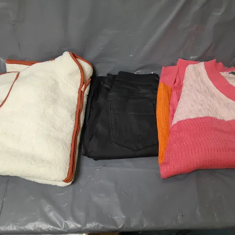 APPROXIMATELY 10 LADIES CLOTHING ITEMS TO INCLUDE JUMPERS AND TROUSERS VARIOUS COLOURS, SIZES AND STYLES