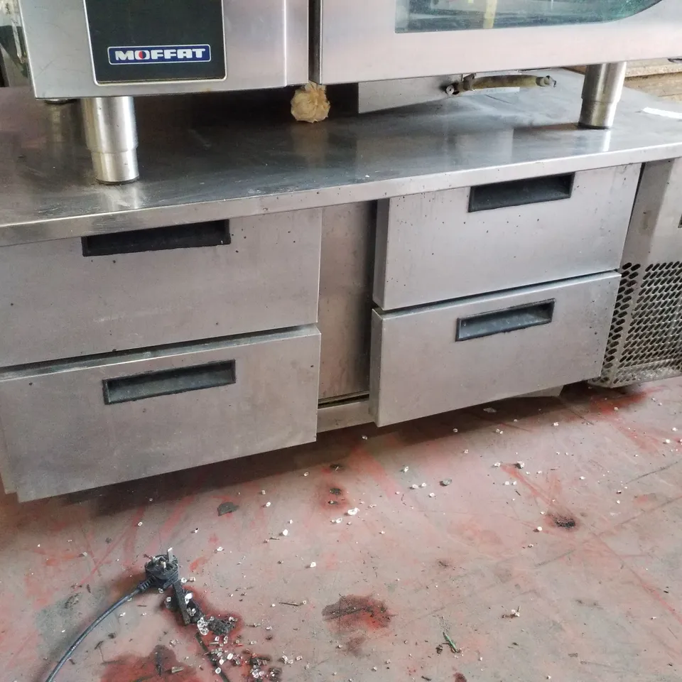  4 DRAWER REFRIGERATED CHEF BASE