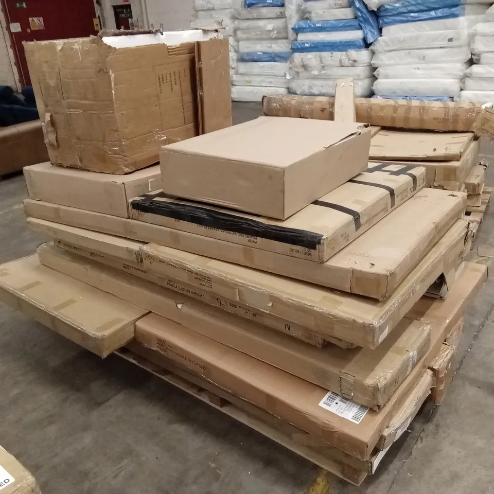 PALLET OF ASSORTED DESIGNER INCOMPLETE FURNITURE PARTS TO INCLUDE; DINING TABLE, BED, WARDROBE PARTS AND PIECES ETC
