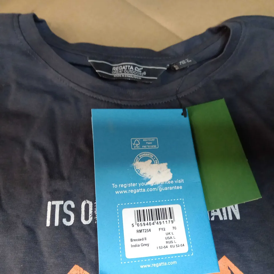 REGATTAINDIA GREY SLOGAN T-SHIRT - LARGE