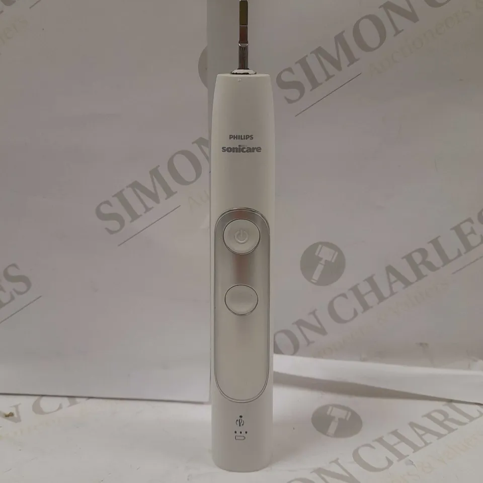 PHILIPS SONICARE 7300 EXPERT CLEAN TOOTHBRUSH