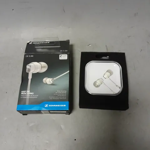 BOXED SENNHEISER WIRED EARPHONES IN WHITE