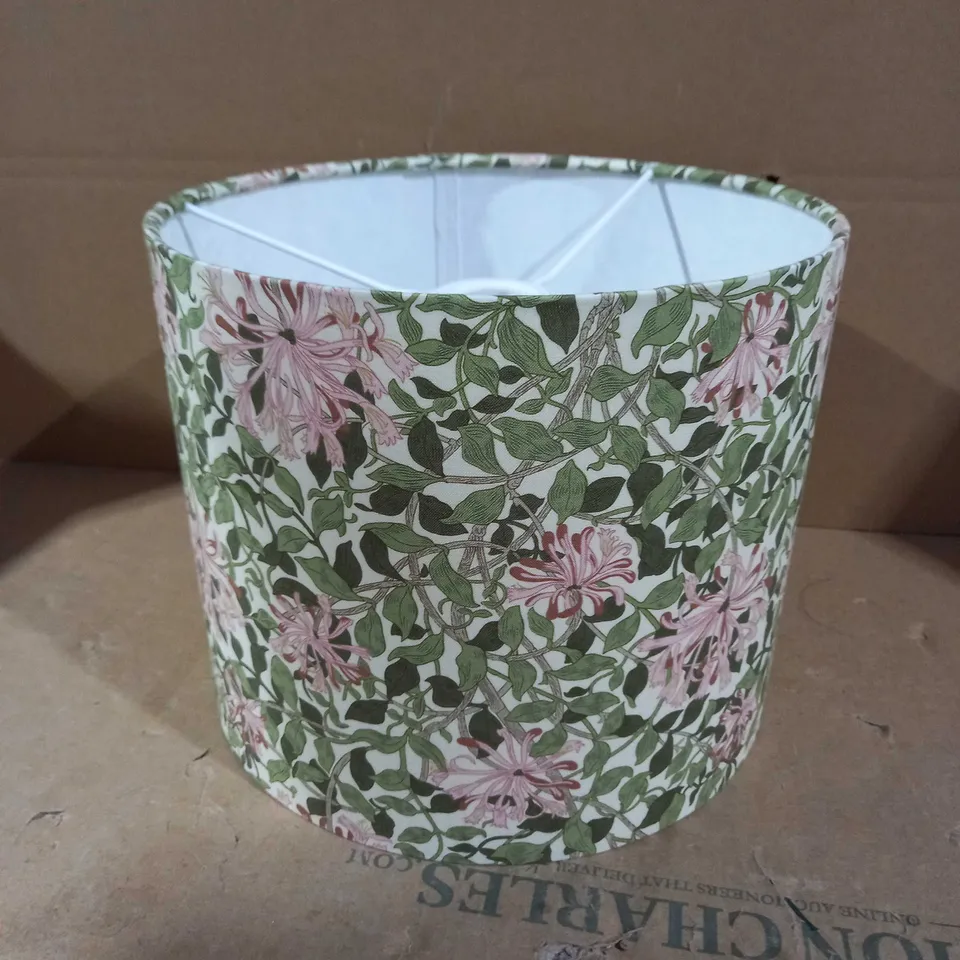 FLORAL LIGHTSHADE 