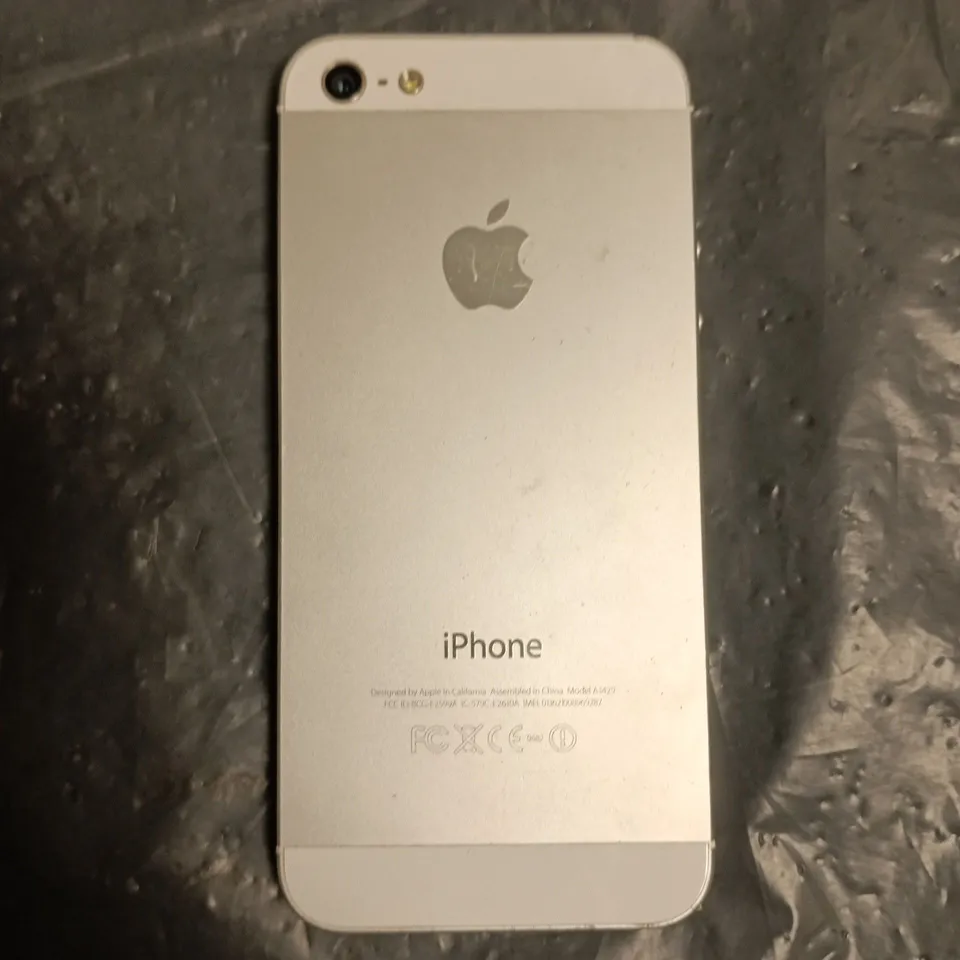 APPLE IPHONE 5 SMARTPHONE 