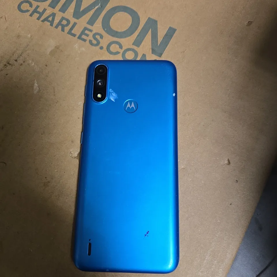 MOTOROLA SMARTPHONE – BLUE, ANDROID GO EDITION 