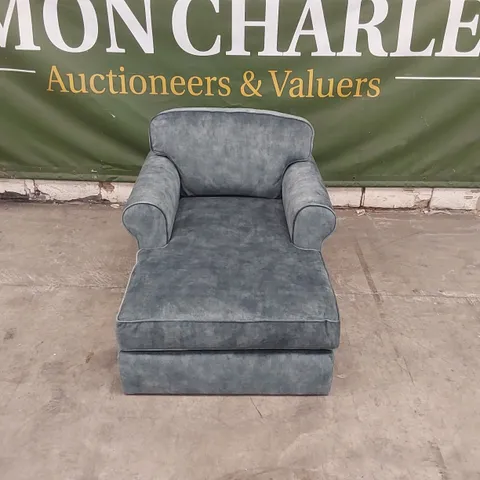QUALITY DESIGNER VELVET ARMCHAIR LOUNGER