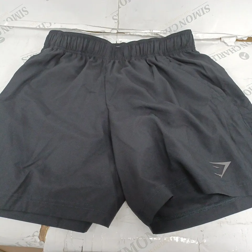 BLACK GYMSHARK SHORTS SIZE M 