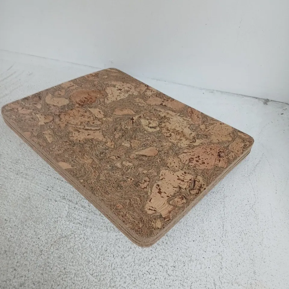 4 RECTANGULAR CORK TABLE MATS WITH ROUNDED CORNERS