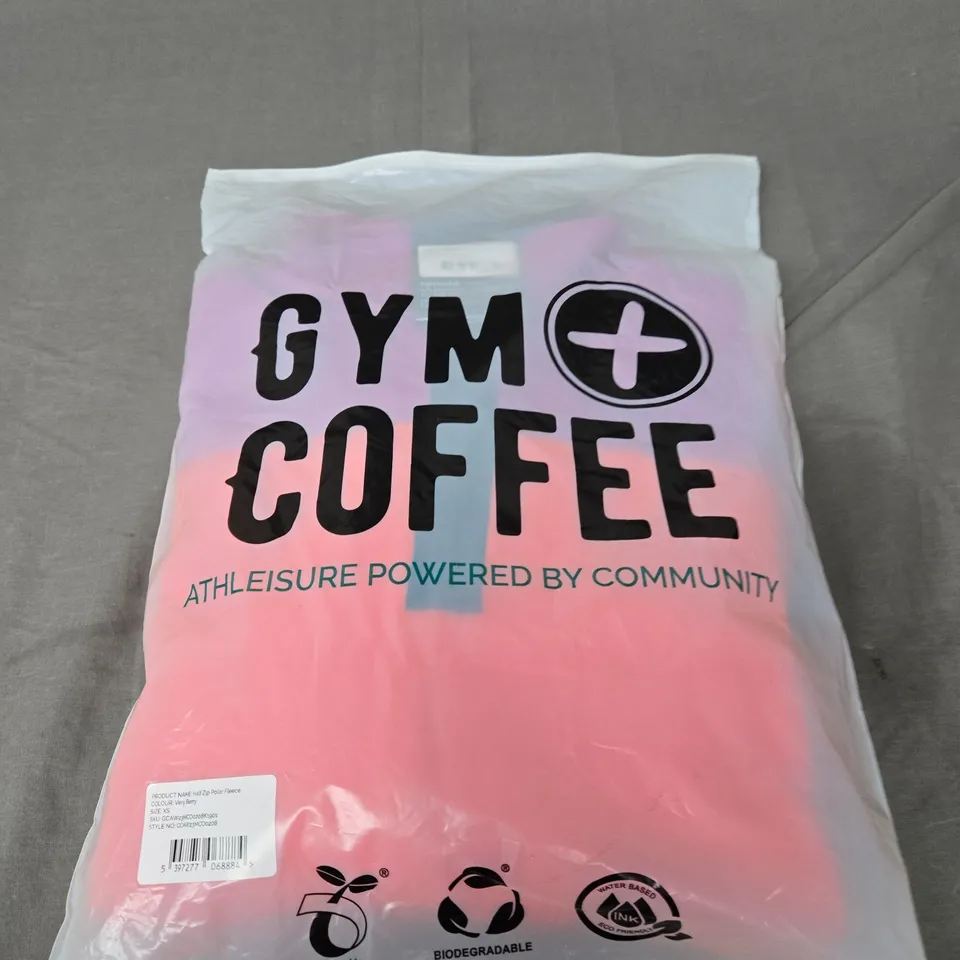 BAGGED GYM+COFFEE HALF ZIP POLAR FLEECE - SIZE XS