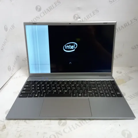 WINDOWS 10 HOME LAPTOP