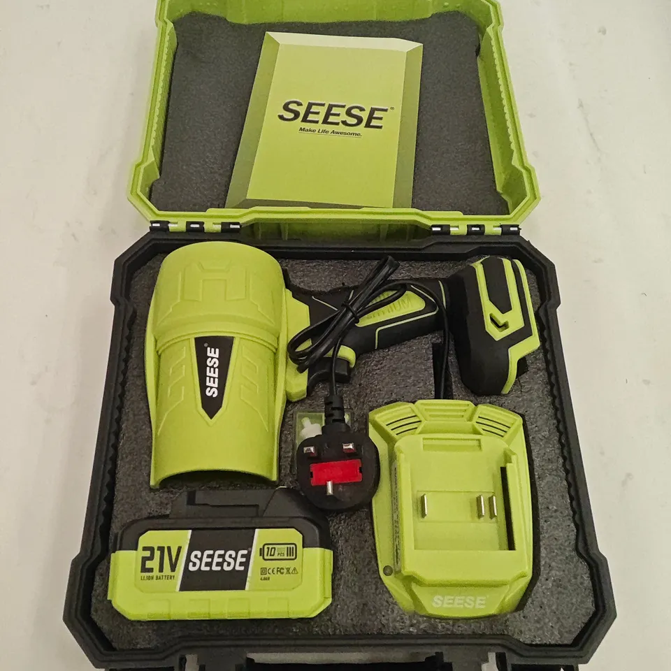 SEESE CORDLESS STORM MACHINE IN CARRY CASE