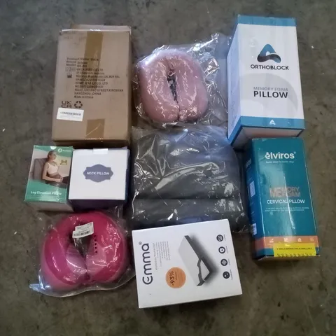 PALLET OF ASSORTED ITEMS INCLUDING MEMORY FOAM PILLOWS, NECK PILLOWS, LEG ELEVATION PILLOW, ELVIROS MEMORY FOAM CERVICAL PILLOW, EMMA MATTRESS PROTECTOR, SEAT LUMBAR SUPPORT
