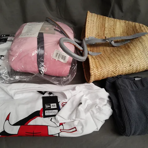BOX OF APPROXIMATELY 20 ASSORTED CLOTHING ITEMS TO INCLUDE - SOCK, BAG , T-SHIRT ETC