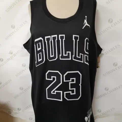 CHICAGO BULLS MICHAEL JORDAN "23" JERSEY