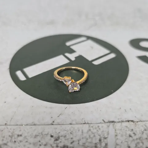 PANDORA YELLOW GOLD DIAMOND RING WITH CENTRAL DIAMOND & PAVÉ-SET BAND